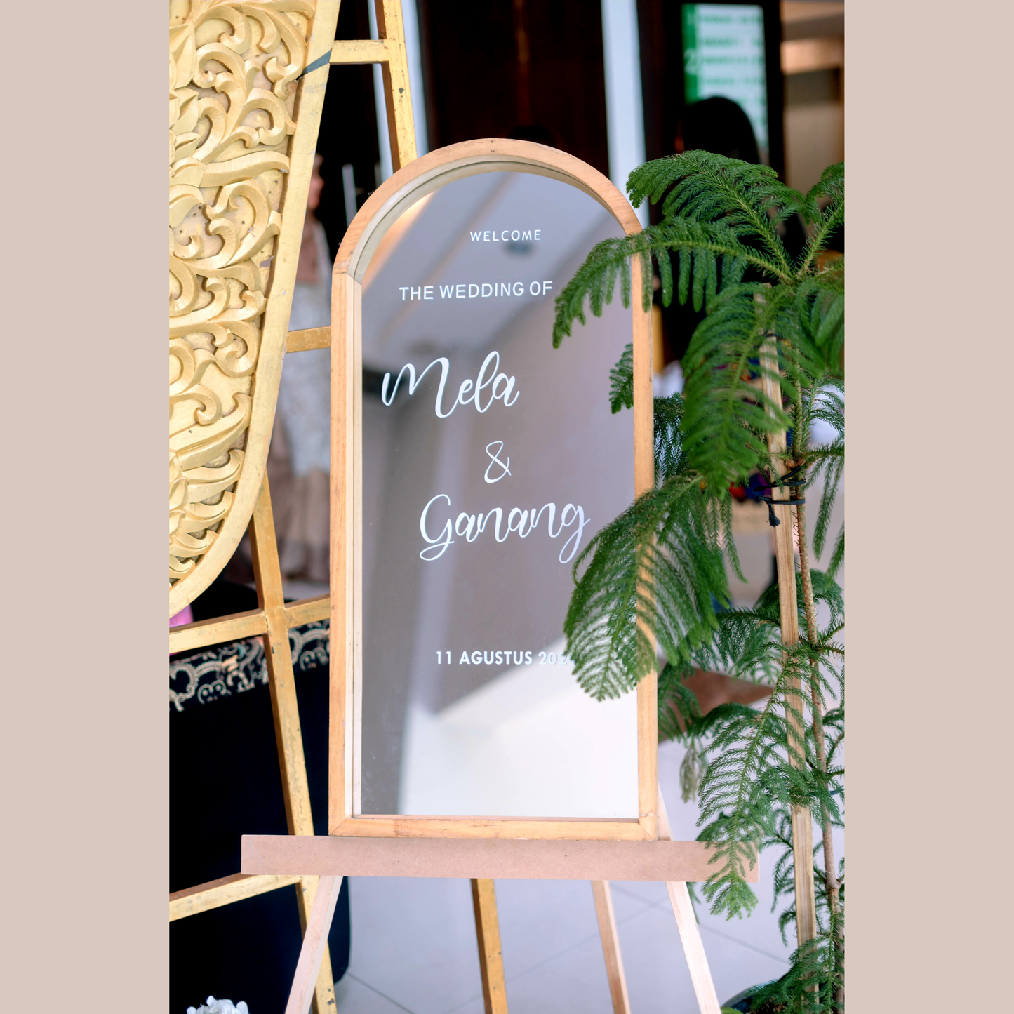 Tablica powitalna z akrylu – personalizowana